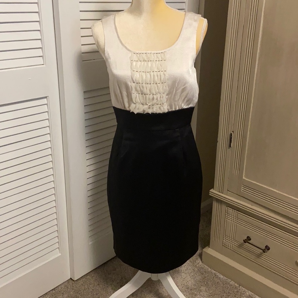 Max and Cleo size 6 evening dress